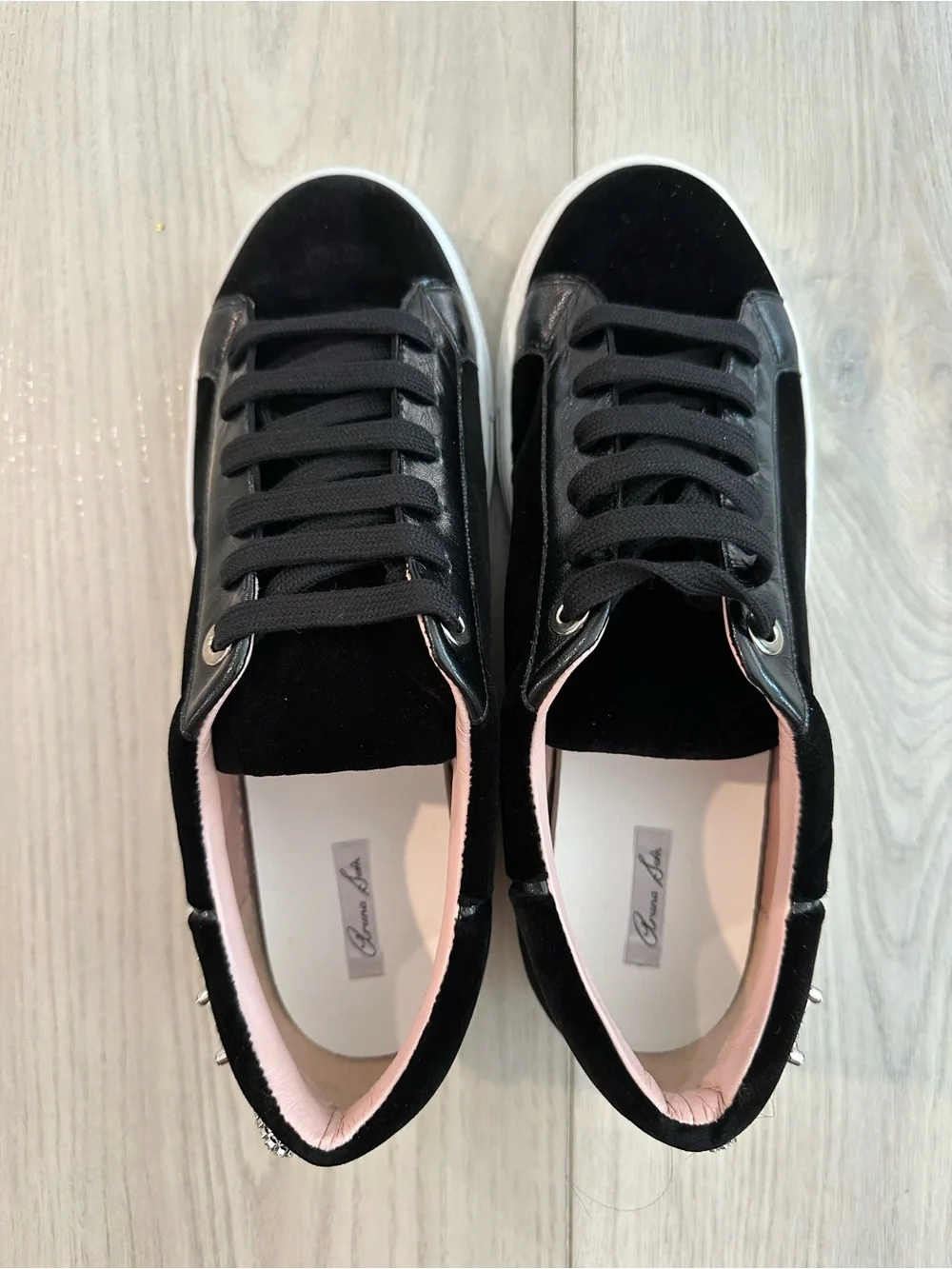 Aruna Seth Rocket Black Velvet Crystal Butterfly Sneakers Size 39